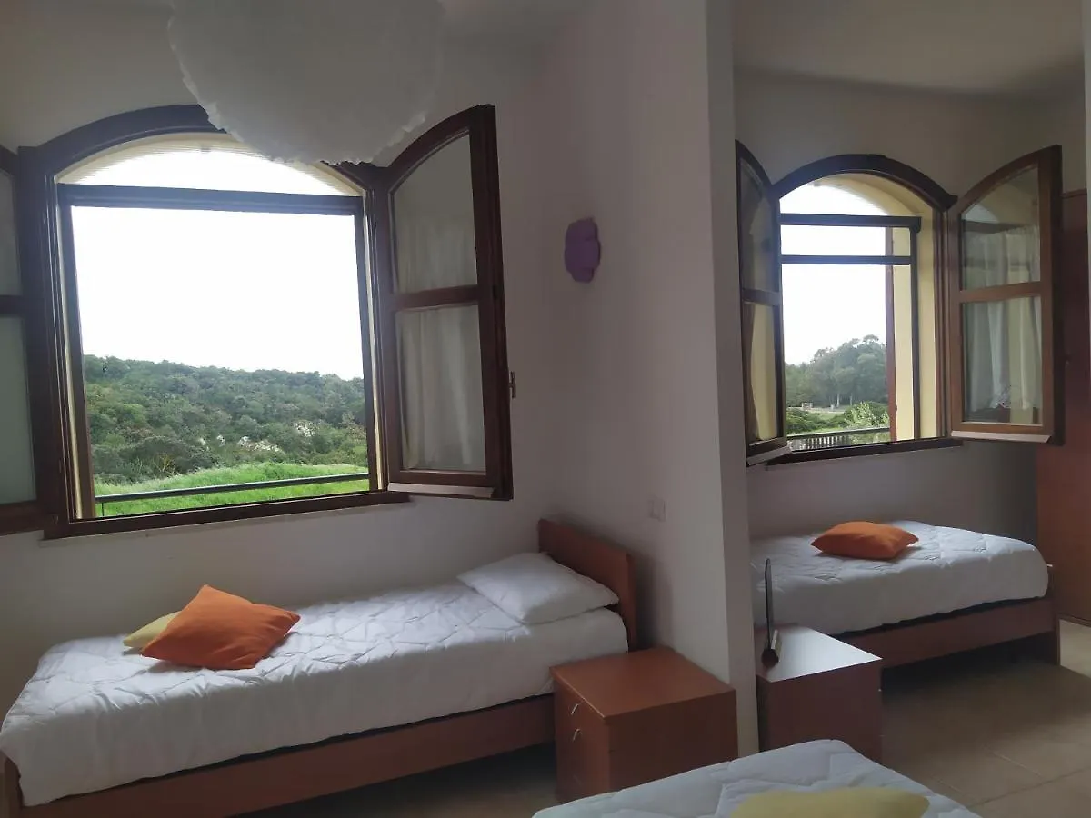 Marrubiu Resort Note Di Stelle Italië
